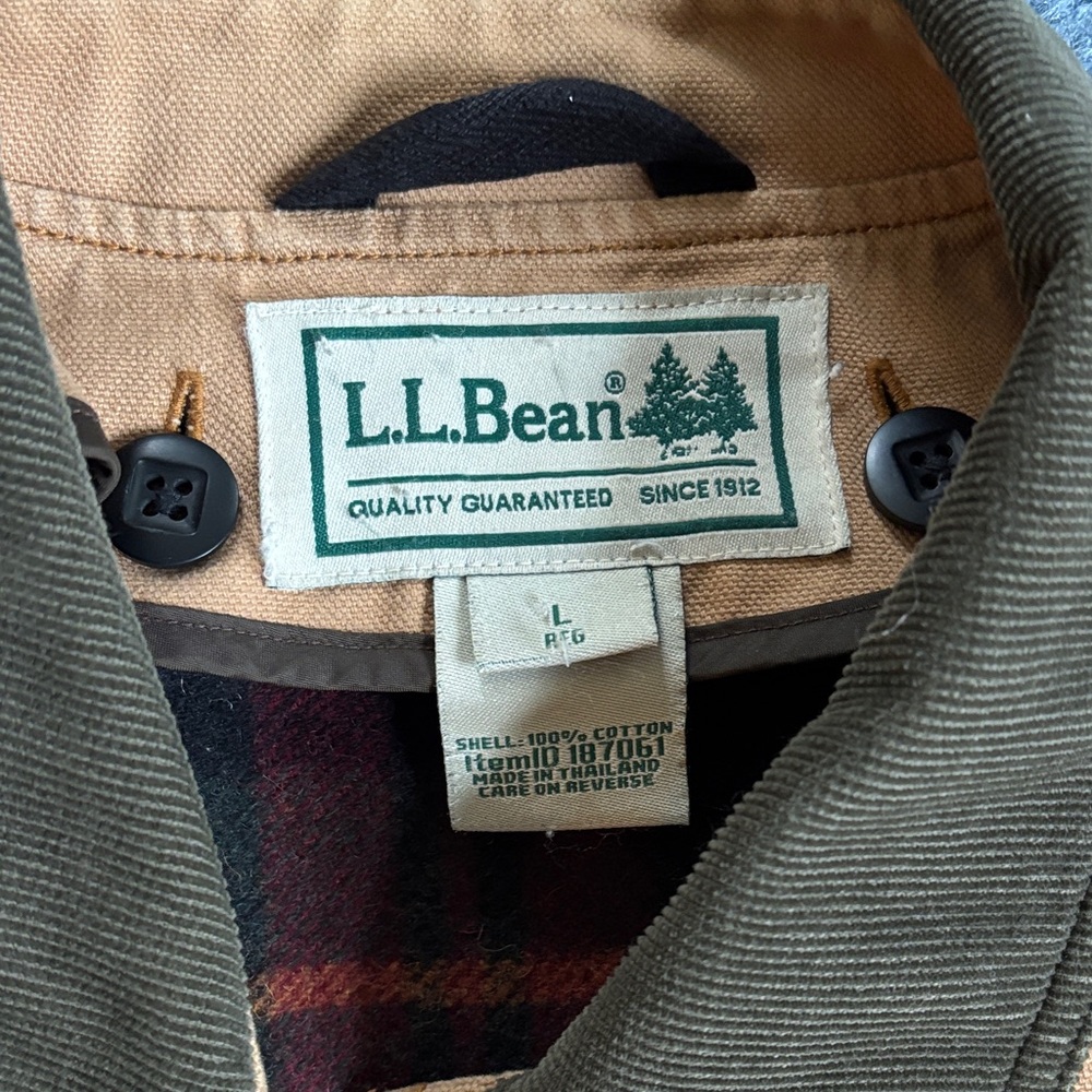 L.L. Bean Men's Field Jacket Large with Dark Green corduroy Collar - Picture 2 of 9